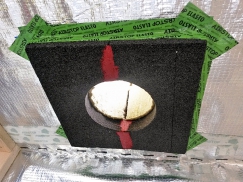 Parotěsný prostup kouřovodu