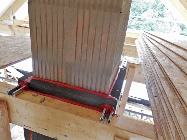 Parotěsný prostup zděného komína