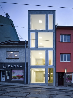 Polyfunkční dům v Minské ulici v Brně, ateliér Makovský&partneři. 