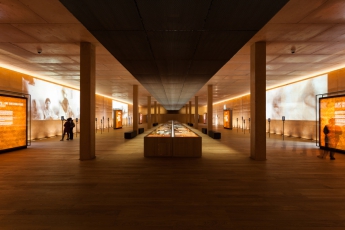 Muzeum a památník Rivesaltes, Rudy Ricciotti, Bandol; foto Kevin Dolmaire      