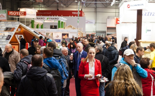 Letošní soubor veletrhů Střechy Praha, Solar Praha, Řemeslo Praha a pilotní projekt  Purpo Praha 2017 navštívilo 21 348 návštěvníků! Je to dosavadní absolutní rekord v návštěvnosti.