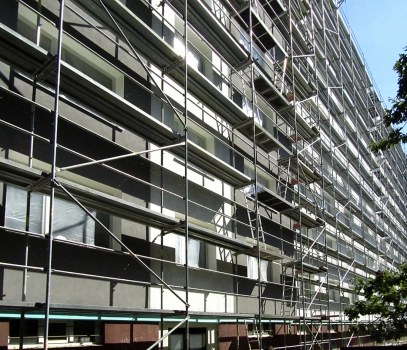 Obr. 5: Zateplení bytového domu v Liberci (Isover TWINNER)