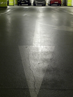 Priemyselná podlaha podzemnej garáže