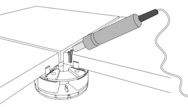Obr. 1: Řezák plastu