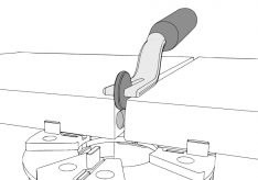 Obr. 5b: Aplikace pružného provazce do spáry