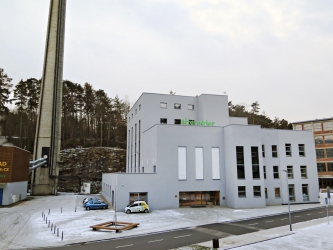 Budova Alternátoru a domu dětí a mládeže je chloubou současné Boroviny. Vznikla přitom z bývalé kotelny, která se měla původně zbourat.