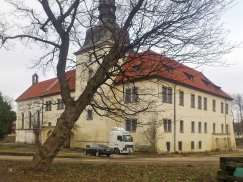 Celkový pohled ze všech možných stran