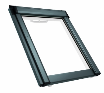 Novinka – střešní okno RotoQ nyní také v plastu