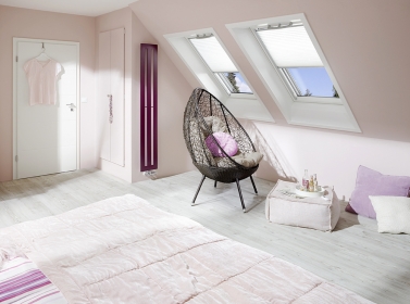 Novinka – střešní okno RotoQ nyní také v plastu