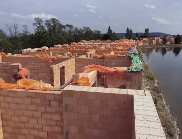 Heluz cihlářský průmysl