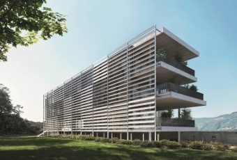 Velkoplošné lamely Schüco ALB: horizontální instalace „hi-tech“ lamel v aktivní konfiguraci