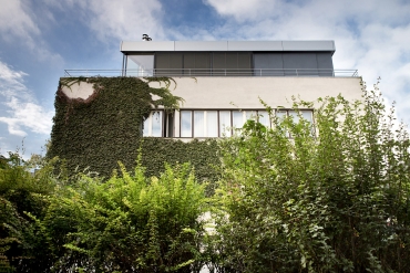 Dům patřil původně židovské rodině, která byla za války odvlečena do koncentračního tábora