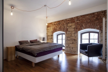 Malá okna poněkud degradují bydlení