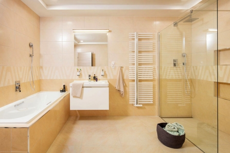 3. místo: František Preis, obkládačky série Sandy formátu 30x60 cm a šedé spáry