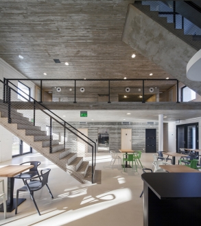 Společnost CEMEX dodala na stavbu celkem 320 m3 betonu