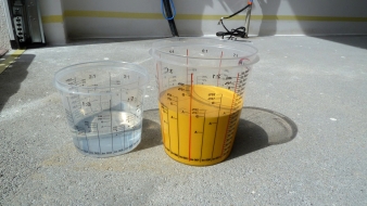 Nátěr SIGMAFLOOR 2K Epoxy Aqua chrání betonové podlahy v interiéru