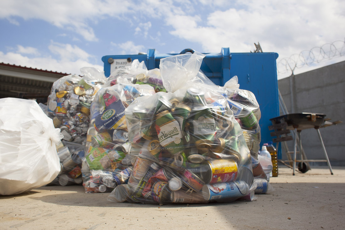 Inteligentní systém nakládání s odpady