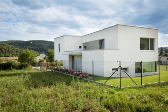 Dům v Brně-Komíně, architekt: KAMKAB!NET (Radim Horák, Hana Horáková), foto Lukáš Němeček
