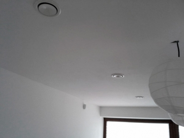 Otvory sání a přívodu vzduchu lze udělat nenápadně