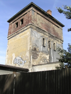 Po notném zchátrání a devastaci rozhodly ČD a.s. o prodeji budovy jakožto zbytného majetku