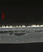 Obr. 23: Porušená vnější vrstva, která by měla být odolná proti UV záření