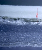 Obr. 24: Excentricky umístěná výztužná vložka syntetické fólie