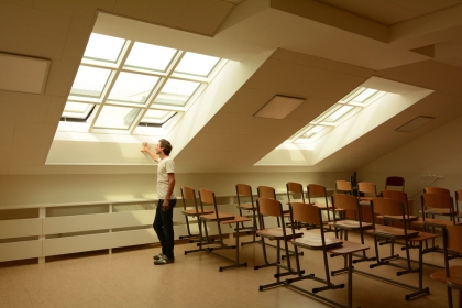 H1 – neviditelné automatické otvírače střešních oken Solara