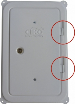 U komínových dvířek je pro těsnost komínového pláště důležité provedení pantů