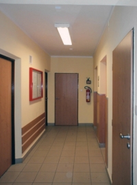 Obr. 16: Opravená chodbička u výtahů