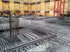 Příklad vyztužení základové desky (zdroj http://new.konstrukce.cz)