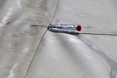 Obr. 2: Při této jehlové zkoušce byl dokonce otevřen „vak“ plný vody