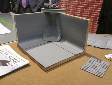 Obr. 11: Koutová (rohová) tvarovka, včetně technologického řešení vytažení na svislé konstrukce