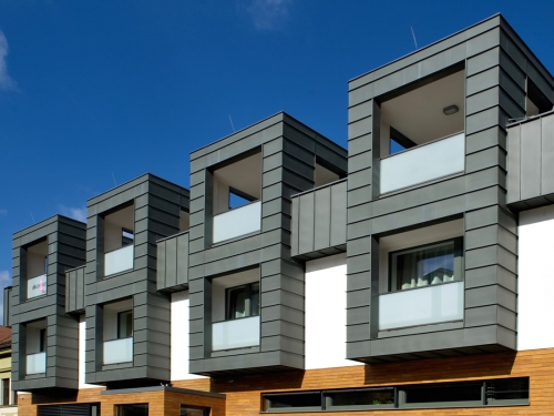 Střecha a fasáda penzionu „V inom svete“, Žilina (foto archiv firmy Kontrakting)