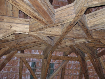 Obr. 9: Historický krov Černé věže Pražského hradu