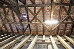 Obr. 11–13: Krov Týnského chrámu v Praze