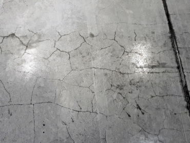 Sieť trhlín vhodná na sledovanie a kontrolu prídržnosti k podkladu