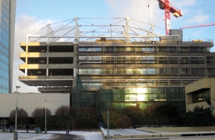 Předpínaná nosná konstrukce budovy Trimaran, Praha 4-Pankrác