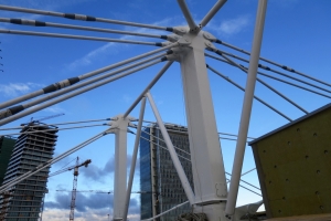 Předpínaná nosná konstrukce budovy Trimaran, Praha 4-Pankrác