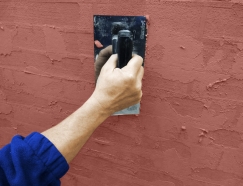 Vyhlazení nerezovým hladítkem