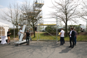 PERI představilo nový systém fasádního lešení PERI UP Easy