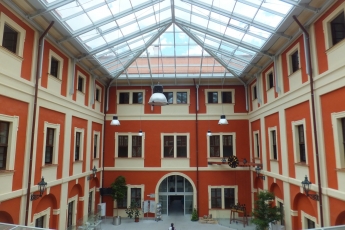 Rekonstrukce střechy zámku v Ostrově