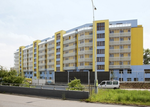 Obr. 2: Bytový dům v Praze na Střížkově
