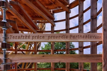 Rozhledna Doubravka na pražském vrchu Horka