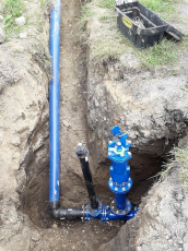 Wavin Ekoplastik dodal materiály na provizorní vodovod v Píšti