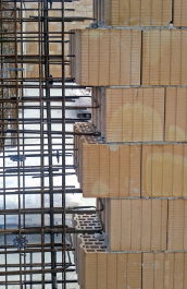 Obr. 1: Navázání zděného zdiva a monolotické betonové konstrukce