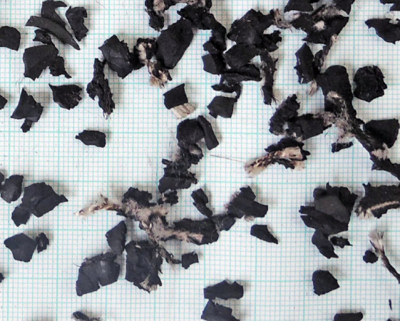 Obr. 1: Recyklovaný gumový granulát