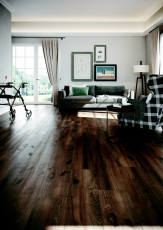 Ekologická podlaha Wineo PURLINE 1500, kolekce Wood XL, dekor Dub Village Brown, foto KPP