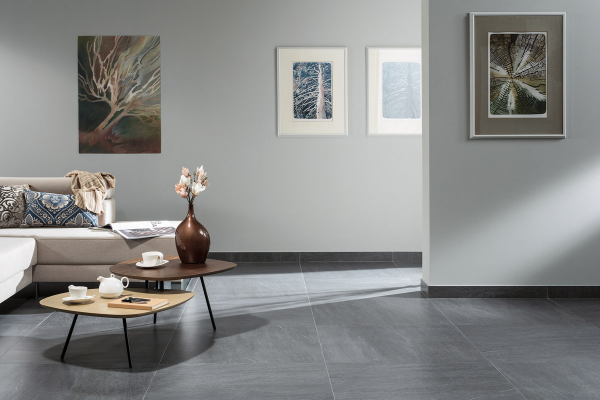 Podlahová série Quarzit má vzhled kamene