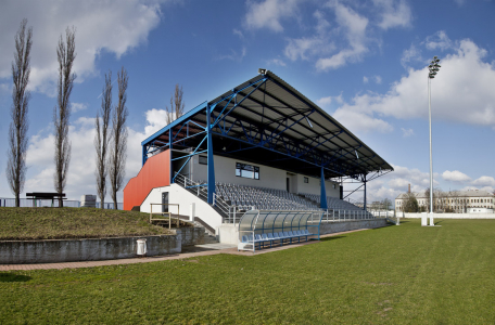 Obnova tribuny postoupila mezi nominace Ceny Rudolfa Eitelbergera 2017