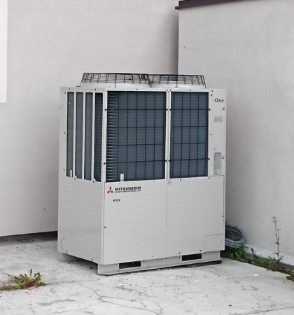 Obr. 1: První tepelné čerpadlo Q-ton v ČR – Domov mládeže v Táboře